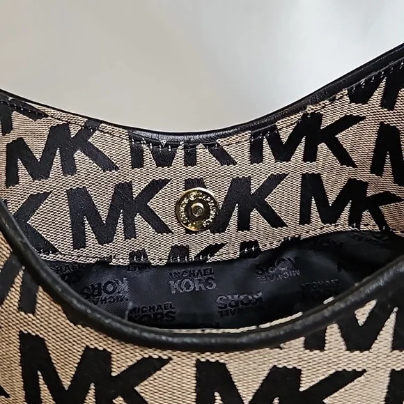 MICHAEL Michael Kors Signature Shoulder Bag Black/Brown NWT - Picture 13 of 14